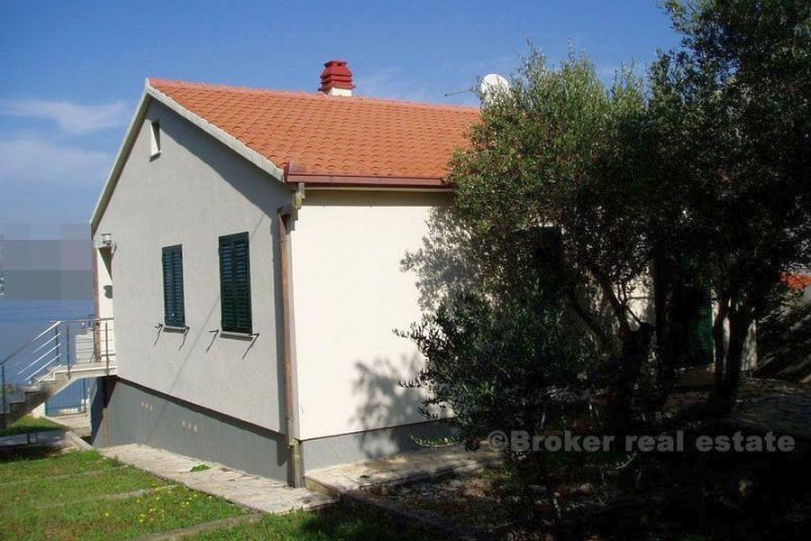 Kuća / vila, prvi red do mora