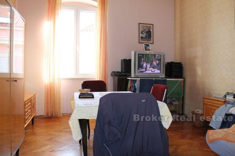 Квартира для ремонта, Сплит, центр