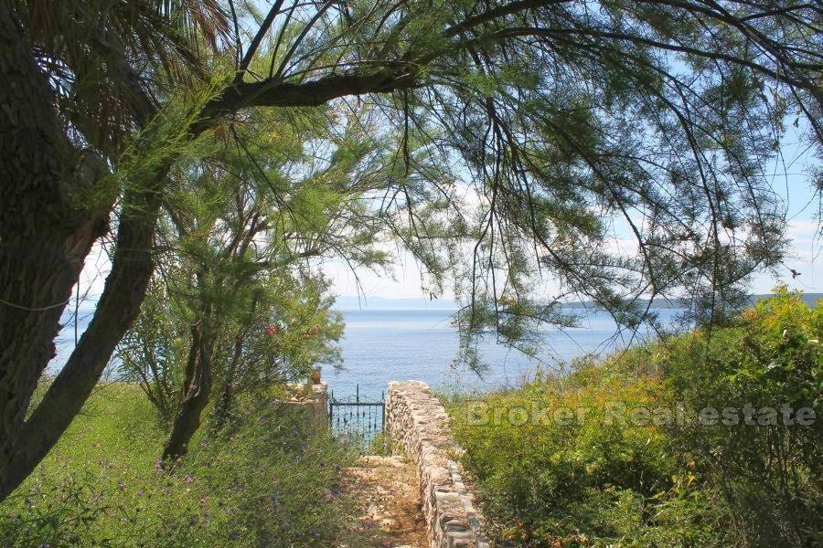 V domě na ostrově Hvar první řadě k moři