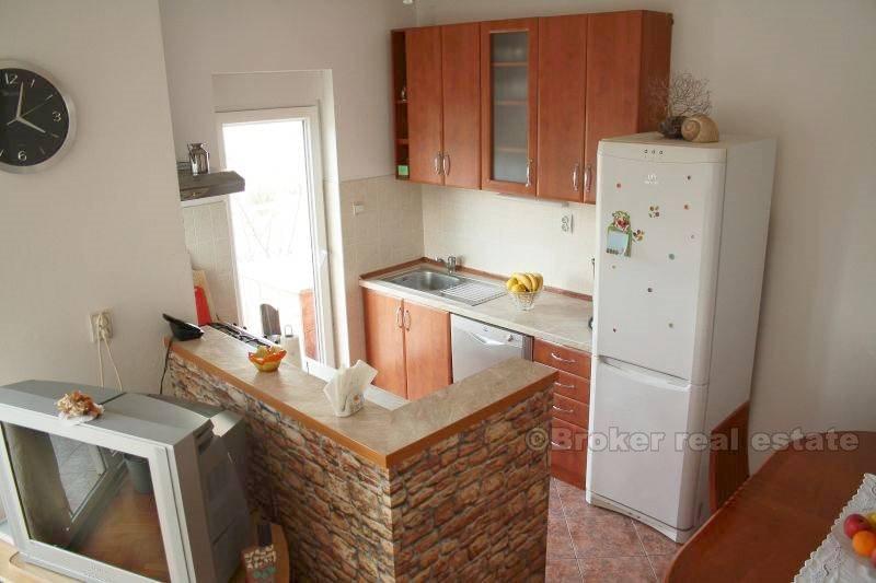 Appartamento bilocale, con vista sul mare