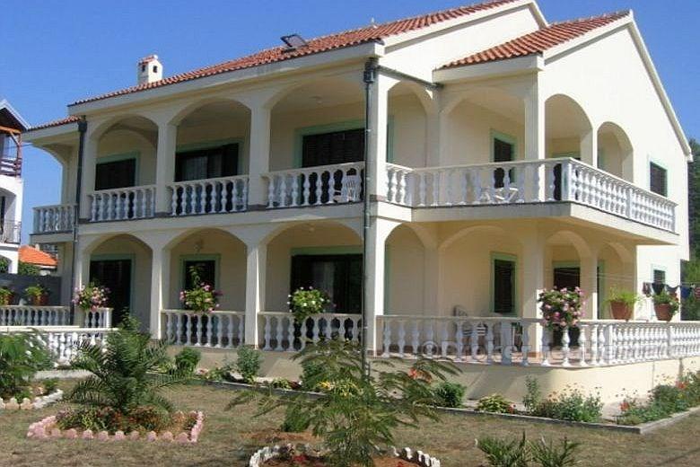 Vila s pogledom na more