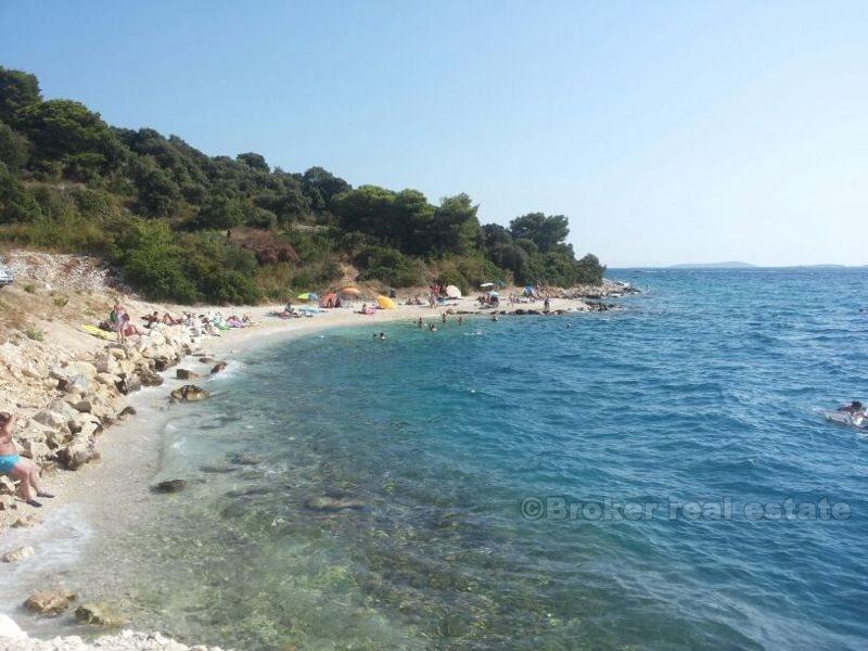 Apartman na Čiovu, prvi red do mora, pogled na more,na prodaju