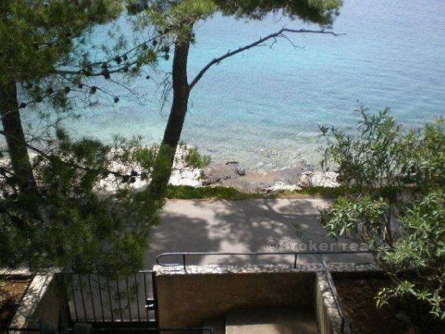 House / villa, seafront