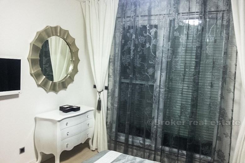 Appartamento con vista mare