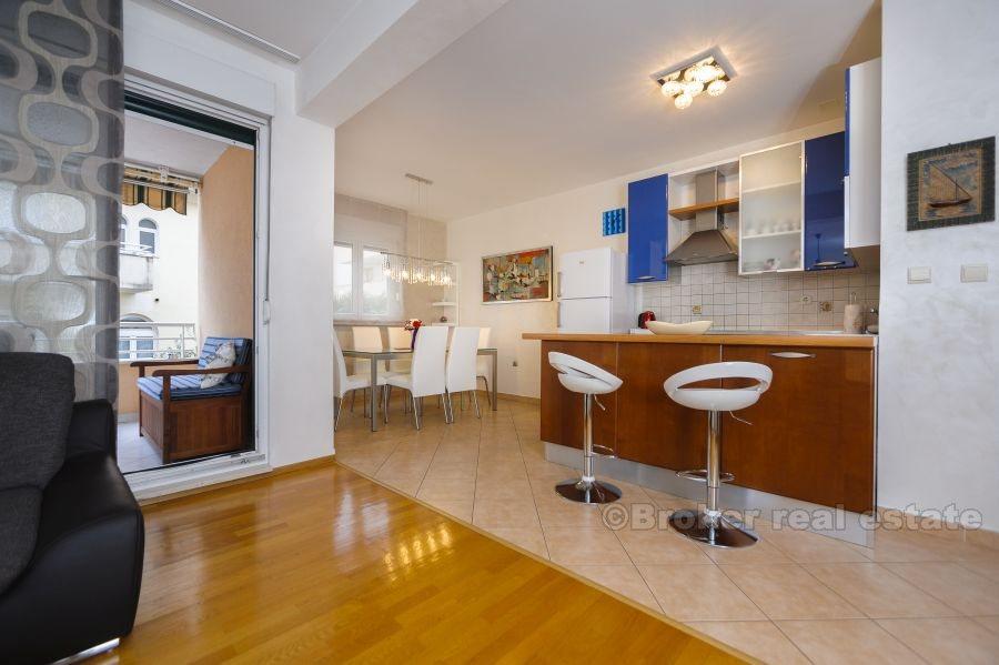 Appartement dans le nouveau bâtiment à proximité du centre de Split