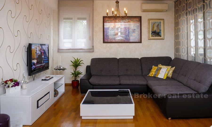 Appartement dans le nouveau bâtiment à proximité du centre de Split