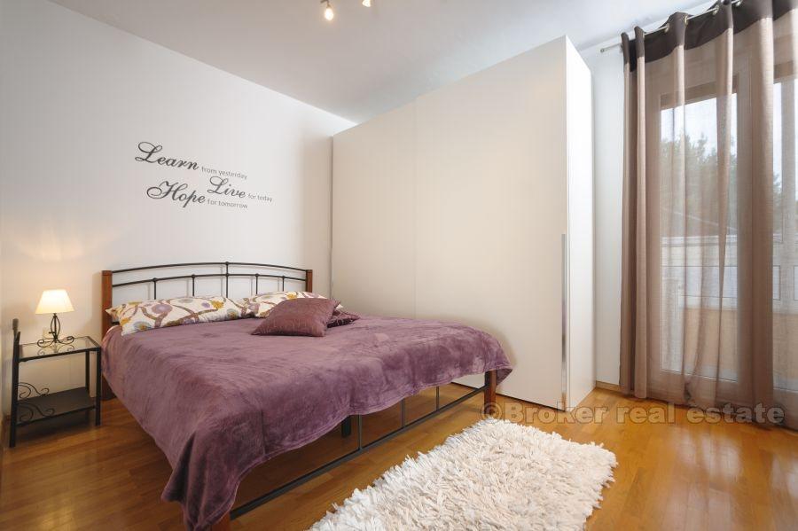 Appartement dans le nouveau bâtiment à proximité du centre de Split