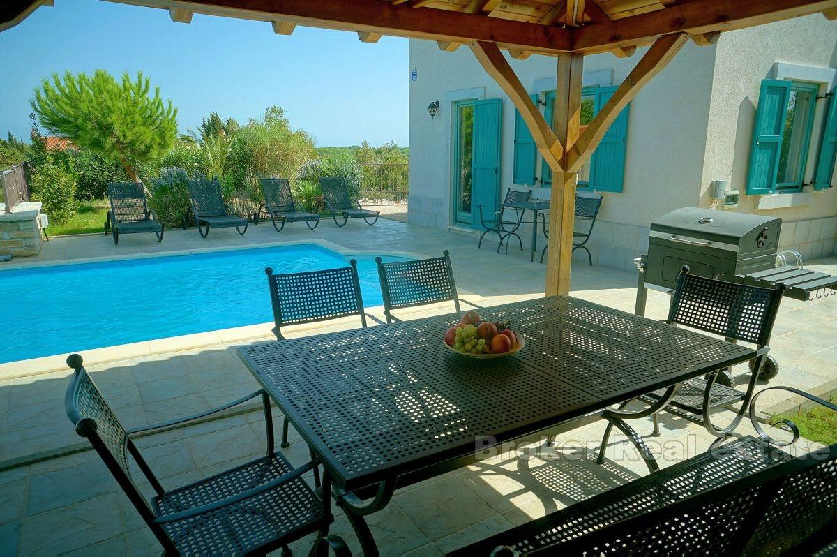 Casa / Villa con piscina e vista mare