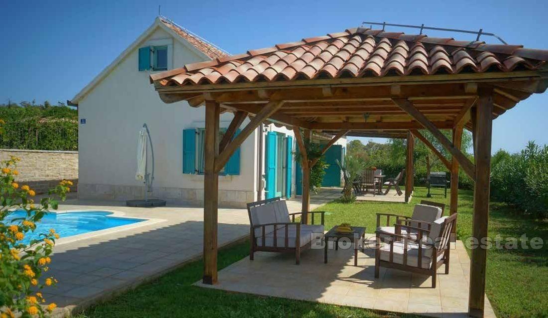 Casa / Villa con piscina e vista mare