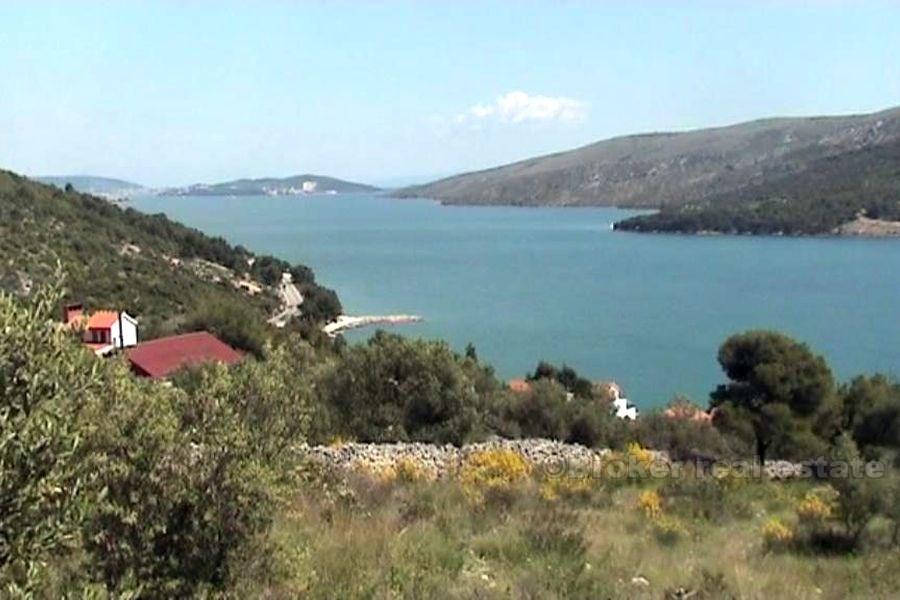 Terreno edificabile con vista mare