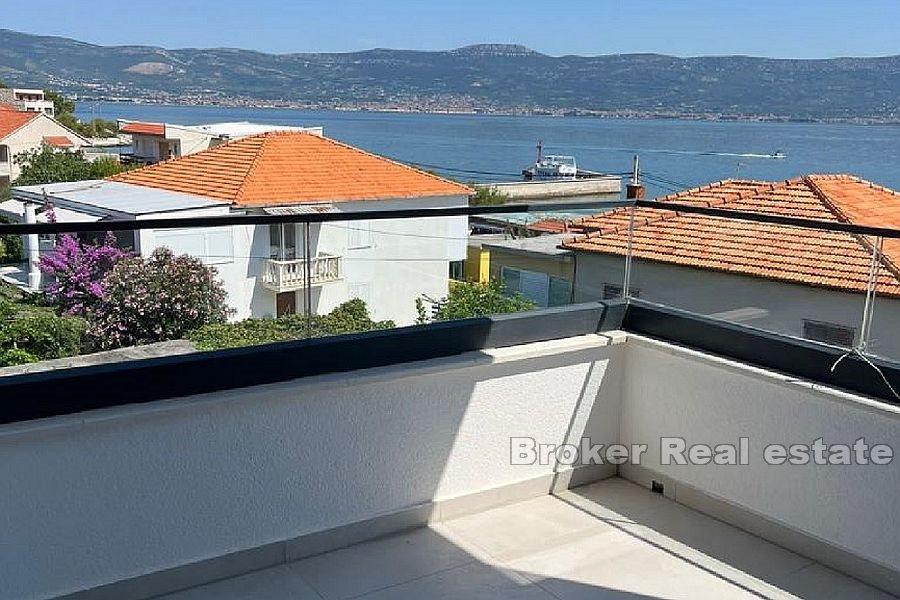 Moderne Wohnung mit Pool