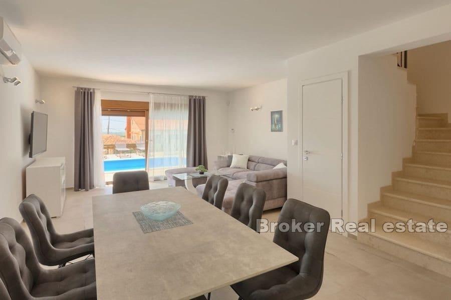 Vackert hus med pool