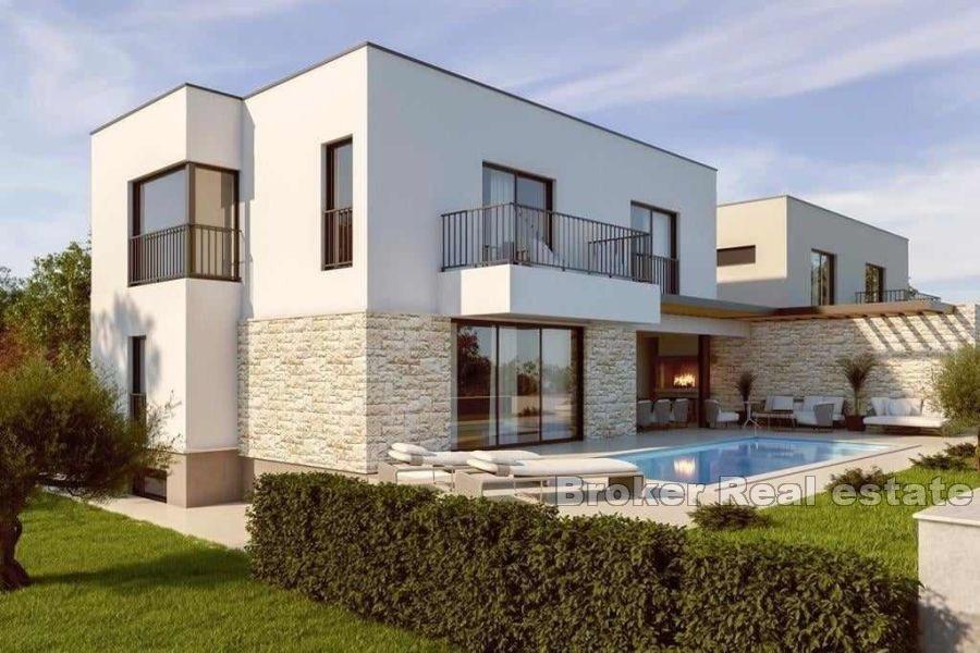 Elegante Villa mit Pool