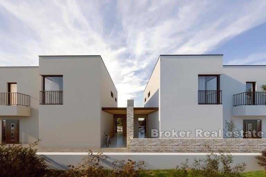 Elegante Villa mit Pool