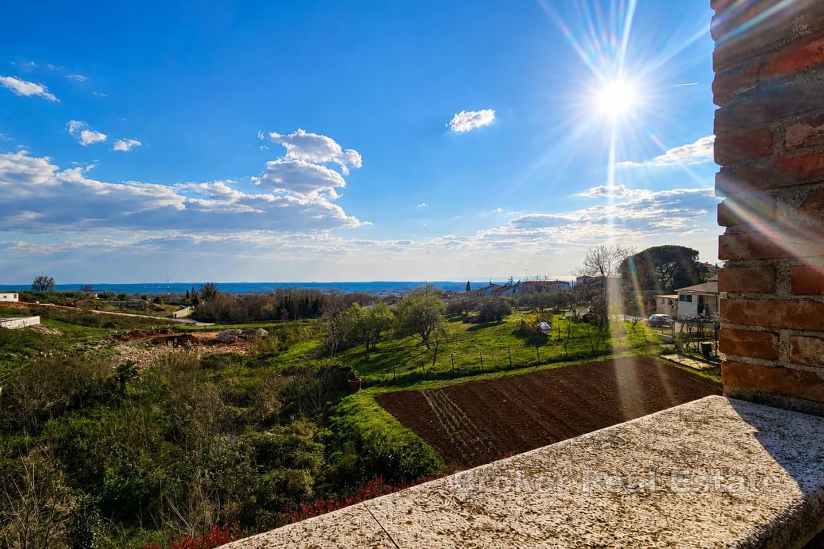 Villa mit Pool und Meerblick