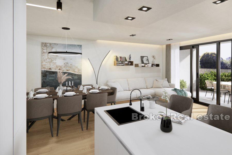 Moderne Wohnung mit Garten
