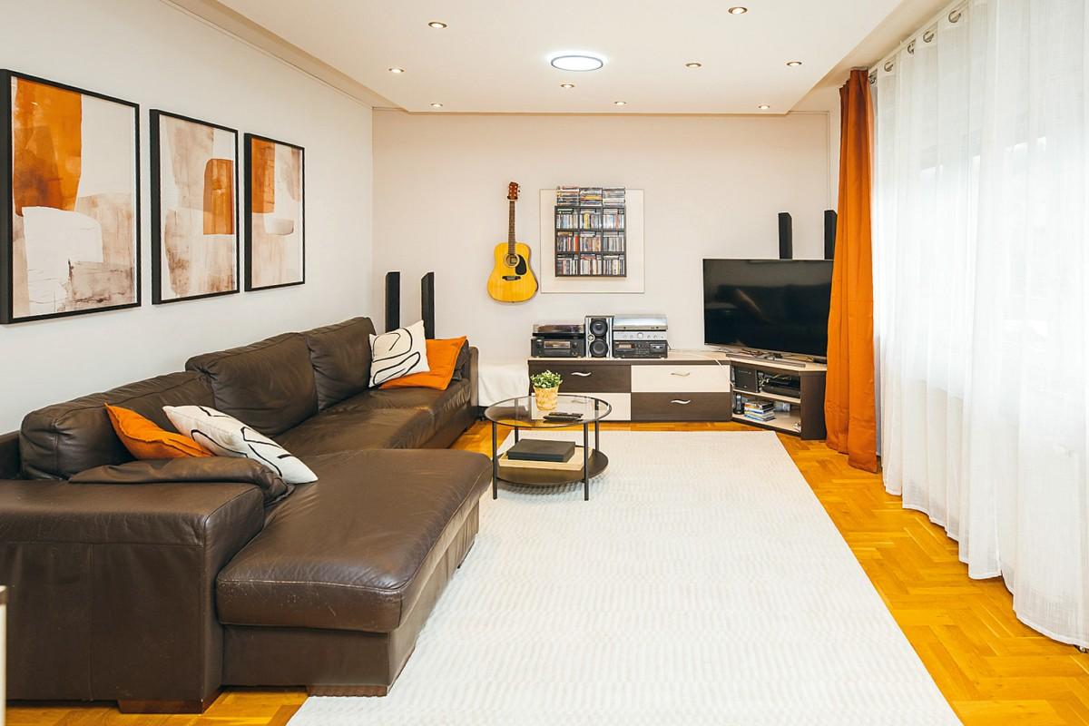 Appartamento con due camere da letto, balcone e garage