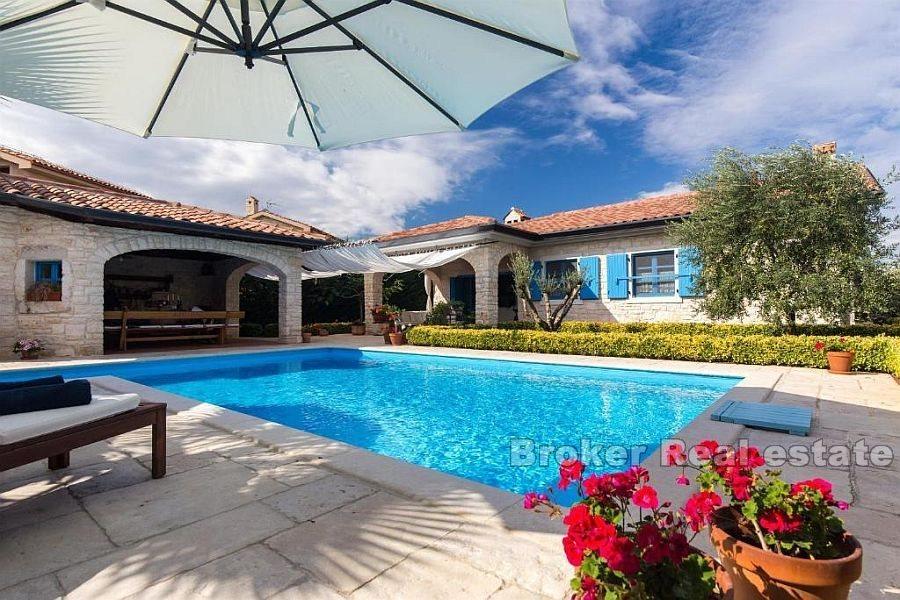Villa mit Pool