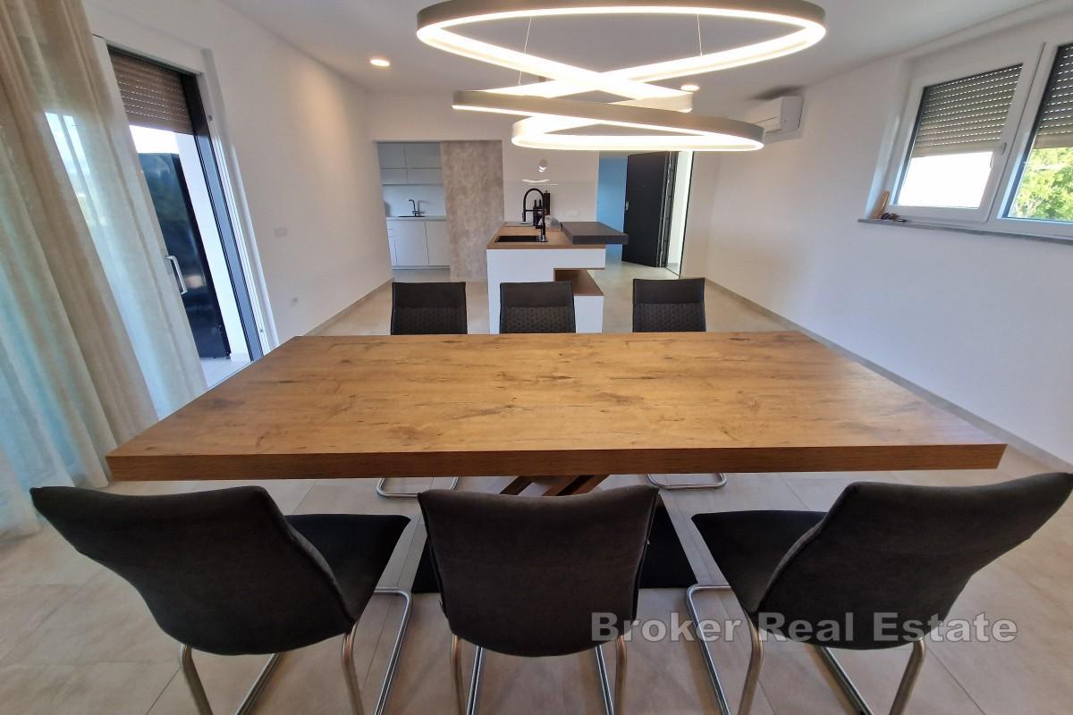 Penthouse mit Pool in Malinska