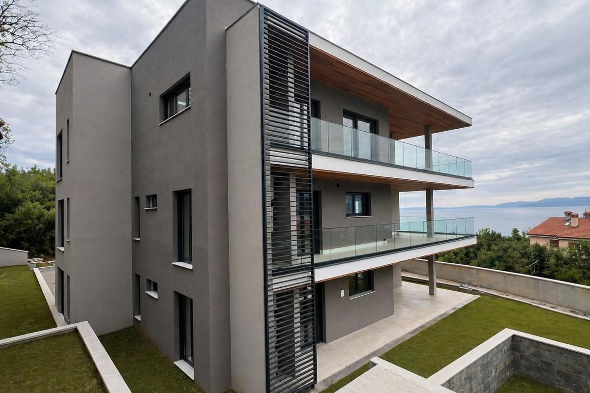 001-1021-68-Rijeka-modern-apartment-with-pool-and-sea-view-for-sale