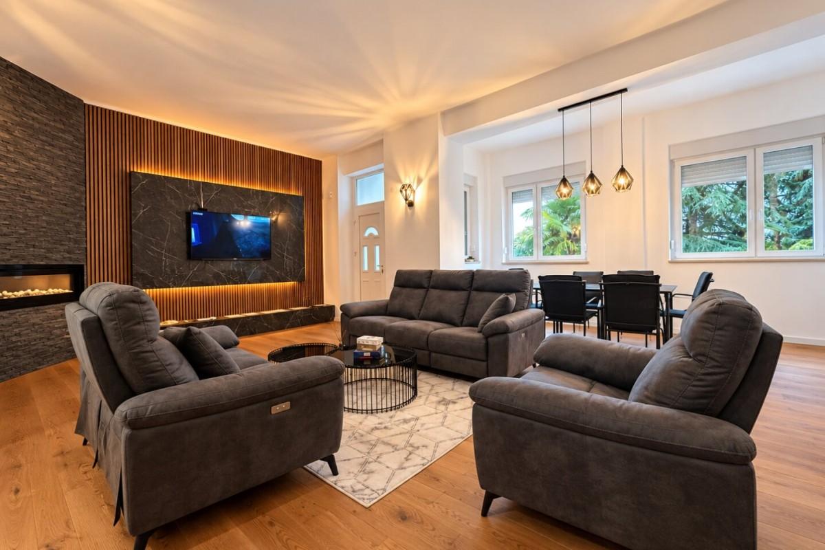 Elegant leilighet i historisk villa med havutsikt