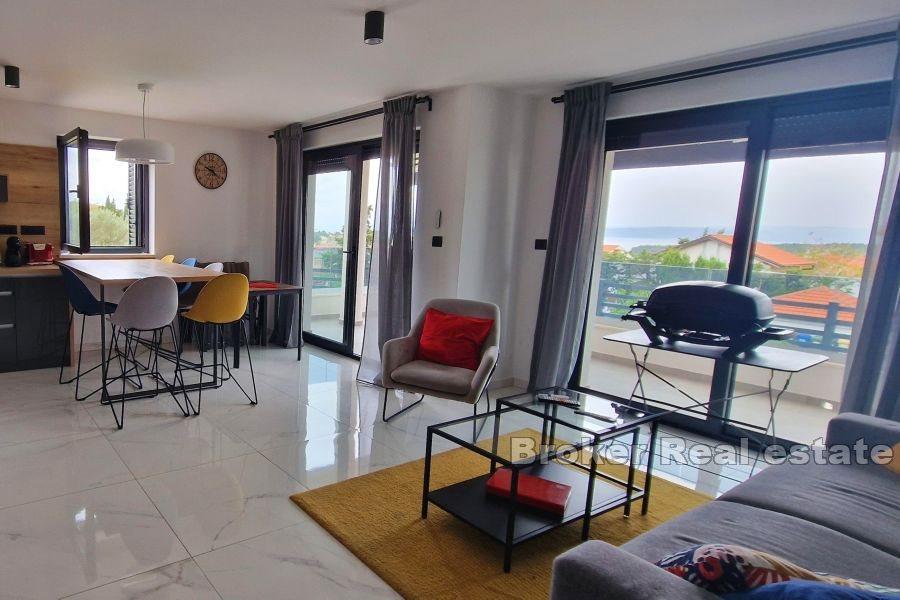 Modernes Apartment mit Meerblick