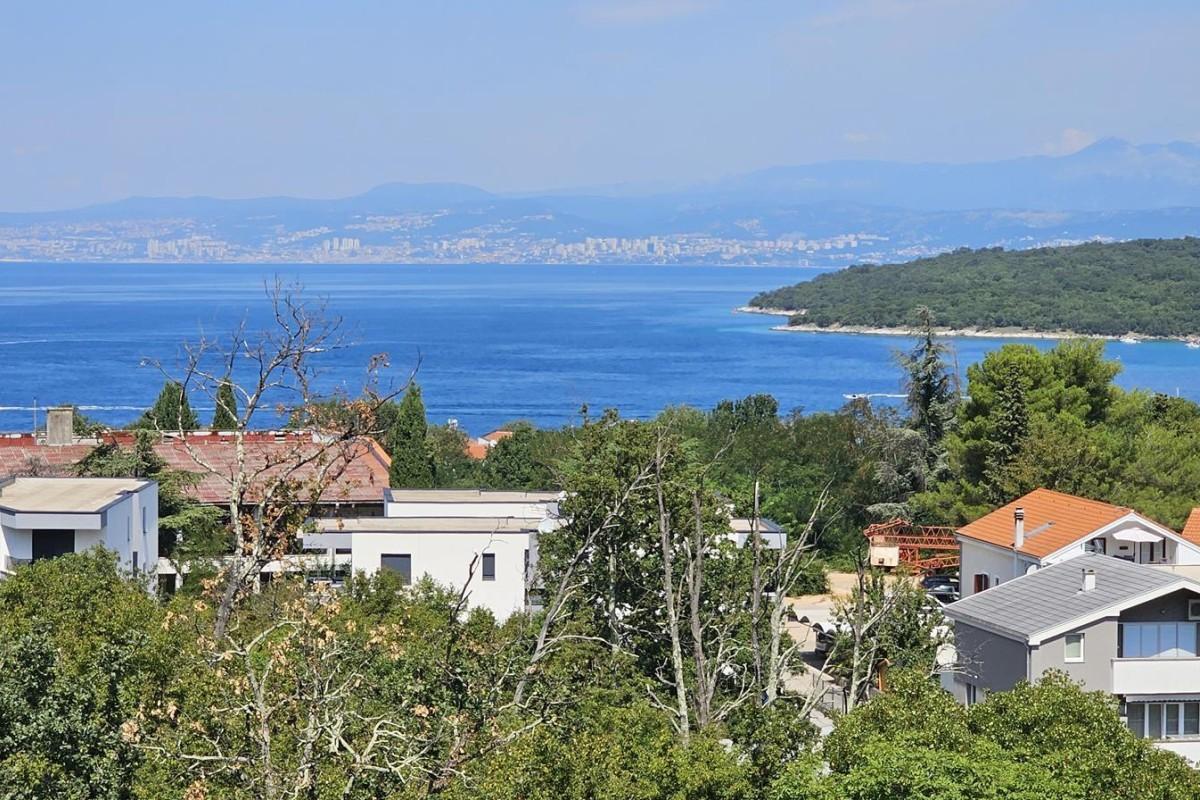 Квартира с видом на море