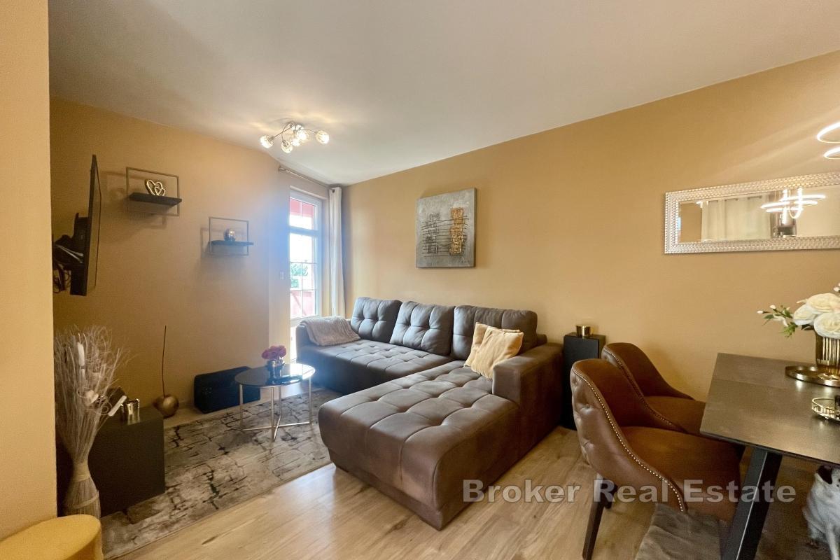 Zařízený apartmán blízko pláže a centra