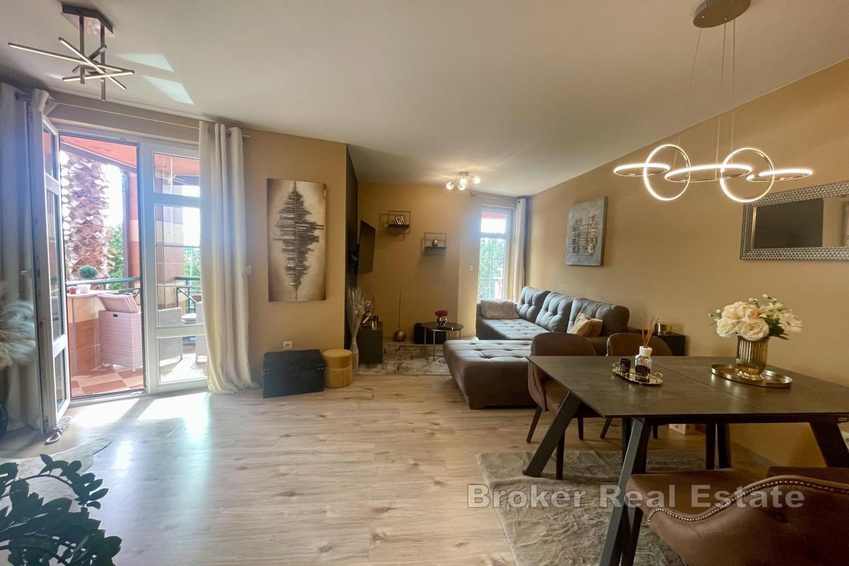 Zařízený apartmán blízko pláže a centra