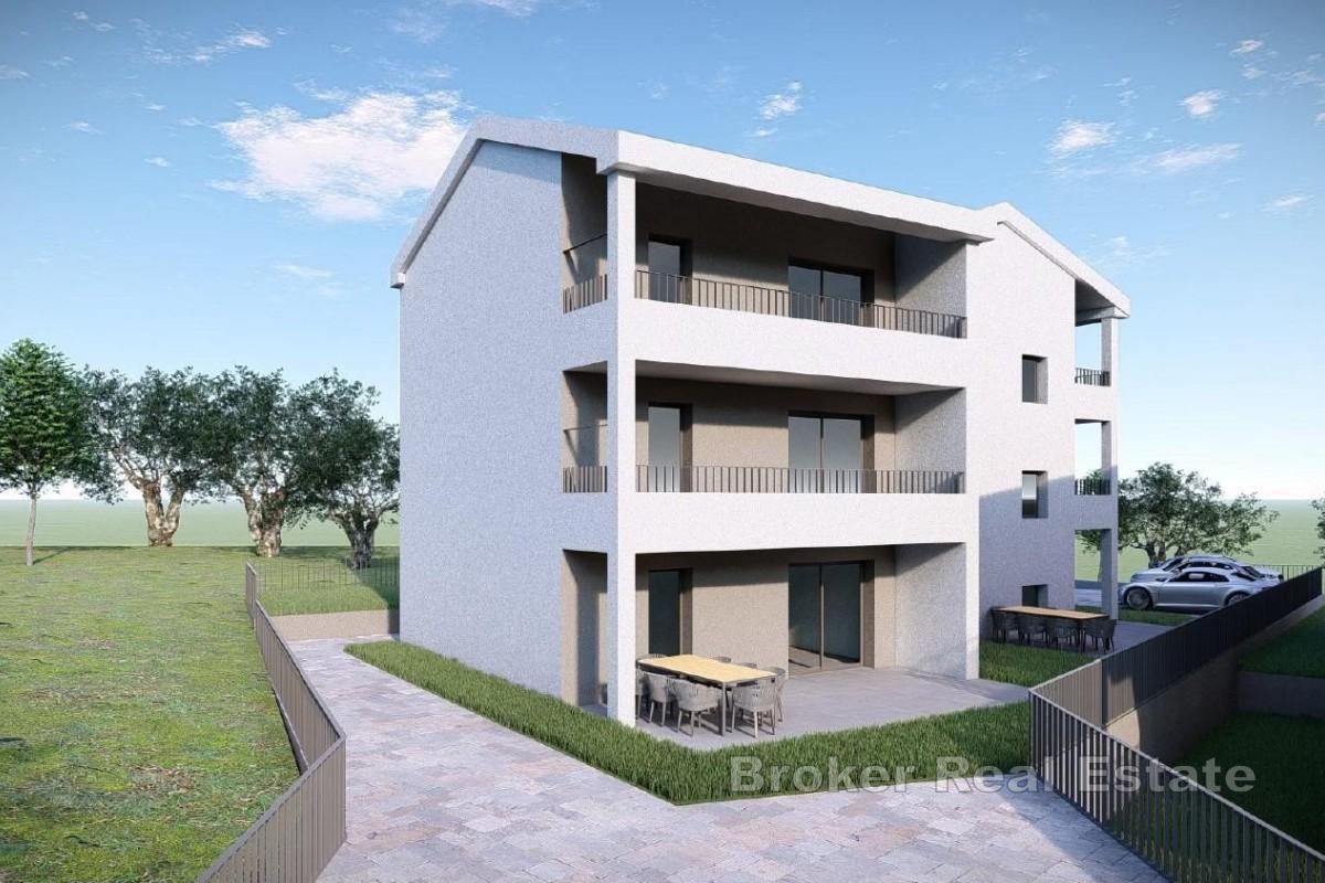 Appartamento con due camere da letto e terrazza in un edificio di nuova costruzione