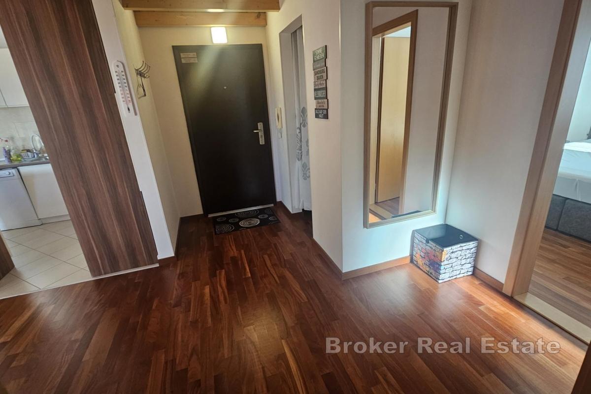Zwei-Zimmer-Wohnung mit Meerblick