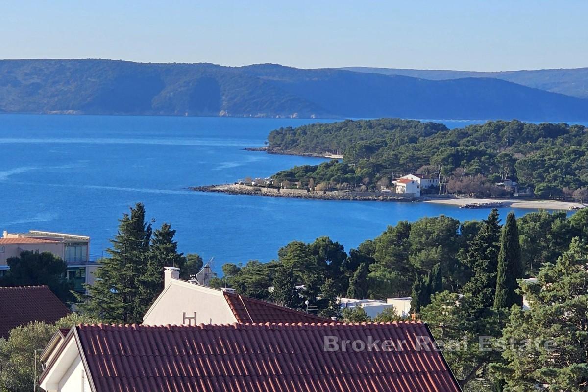 Appartamento duplex con vista mare