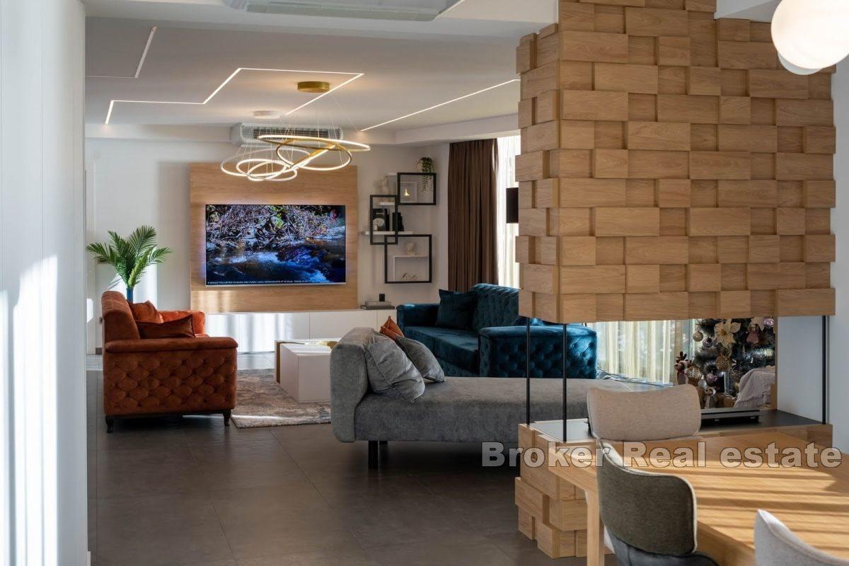 Luxus-Penthouse mit Meerblick