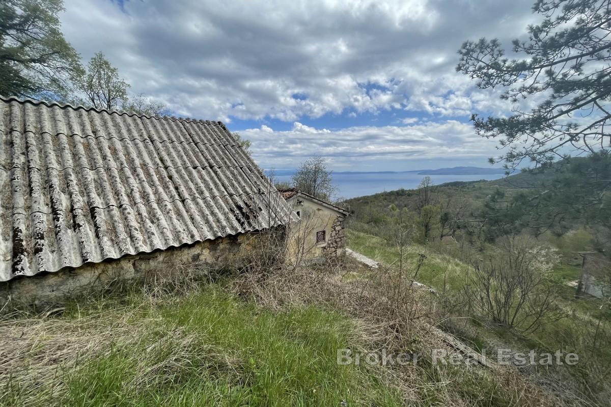 Terreno edificabile con vista mare