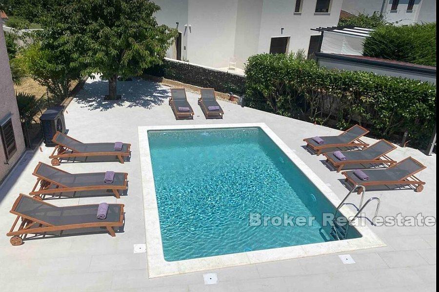 Apartment house in an idyllic setting