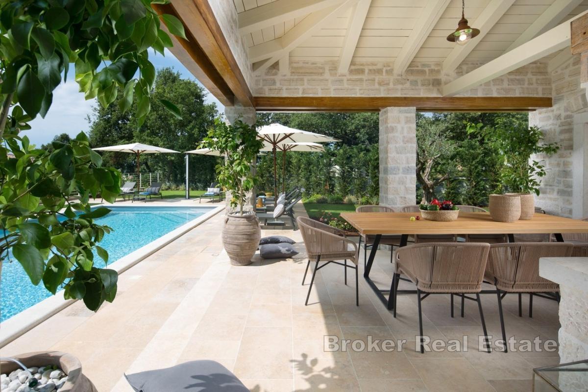 Luxusvilla mit Pool