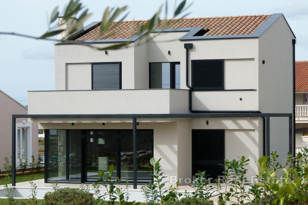 Moderne Villa mit Pool