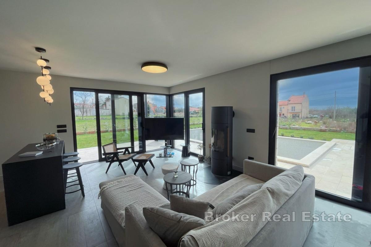 Moderne Villa mit Pool