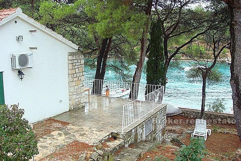 House / Villa, first row to the sea on a large building plot