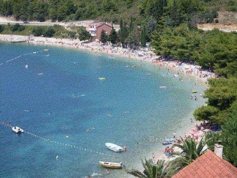 Terreno edificabile, prima fila al mare