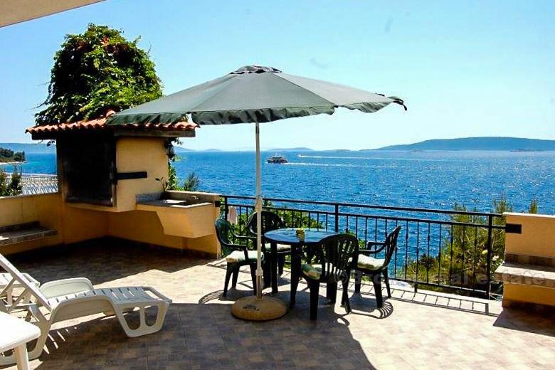 Maison / villa, première rangée de la mer, à vendre