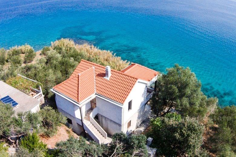Maison / Villa première rangée de la mer, à vendre