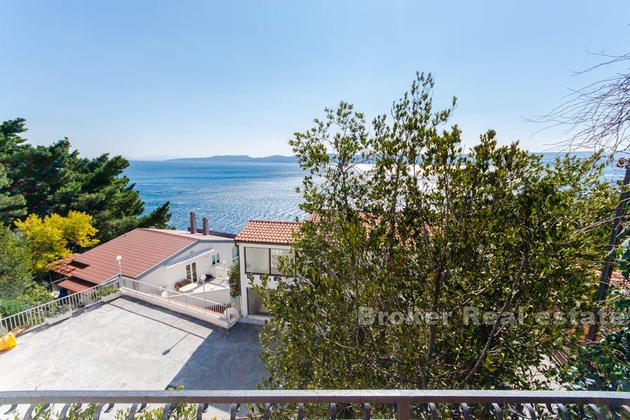 Dvojna kuća, 40 m od plaže