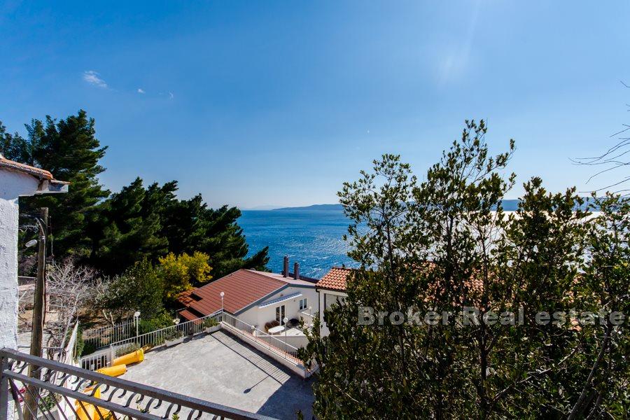 Dvojna kuća, 40 m od plaže
