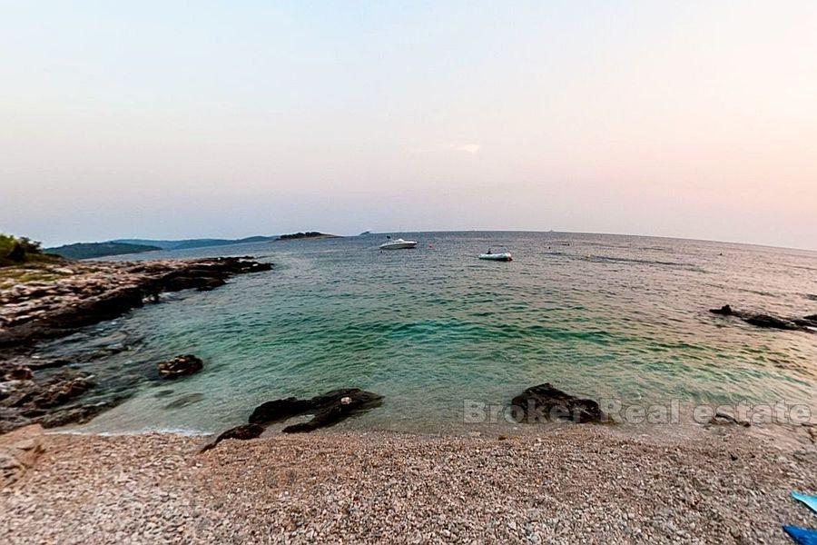 Terrain à bâtir près de la mer, à vendre