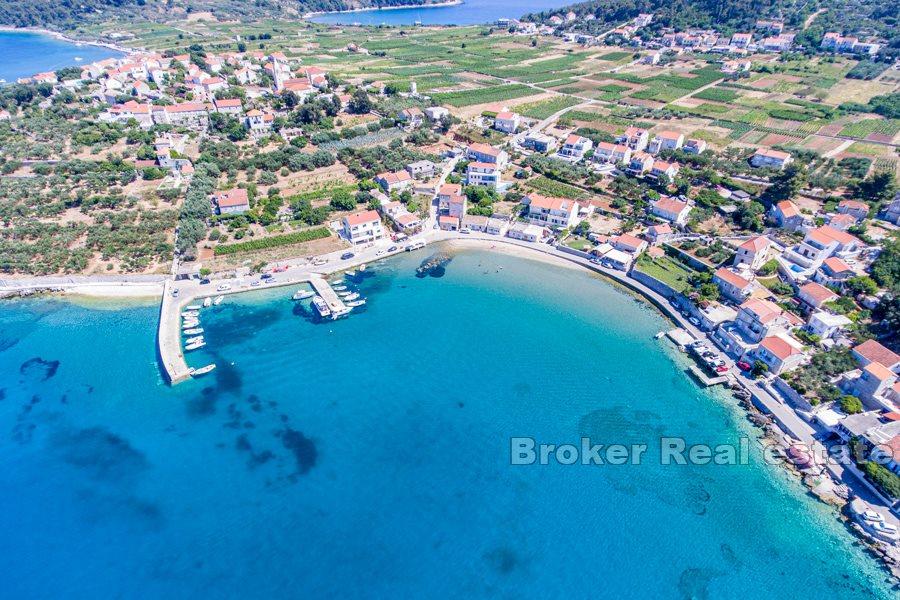Luxury villa by the sea, under construction