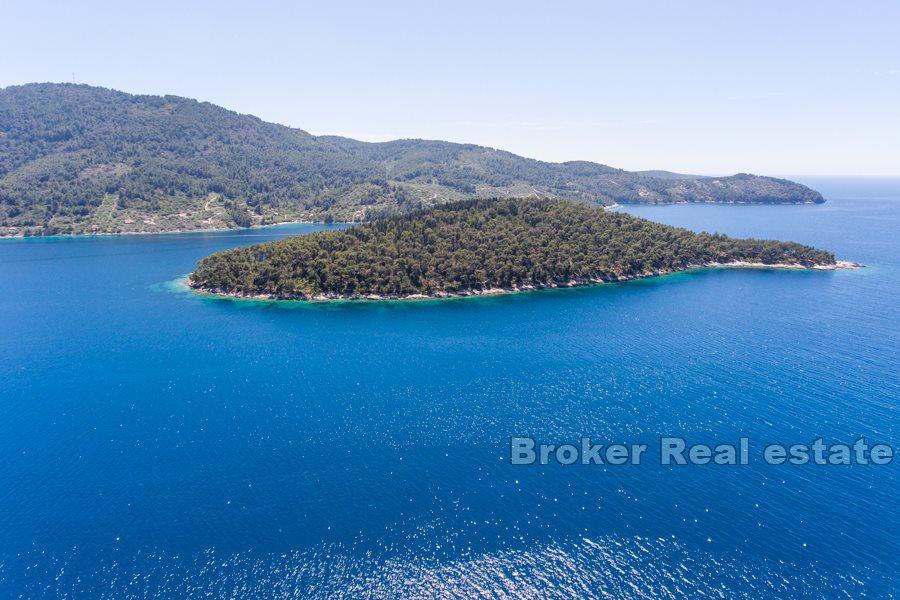 Beau terrain constructible en bord de mer