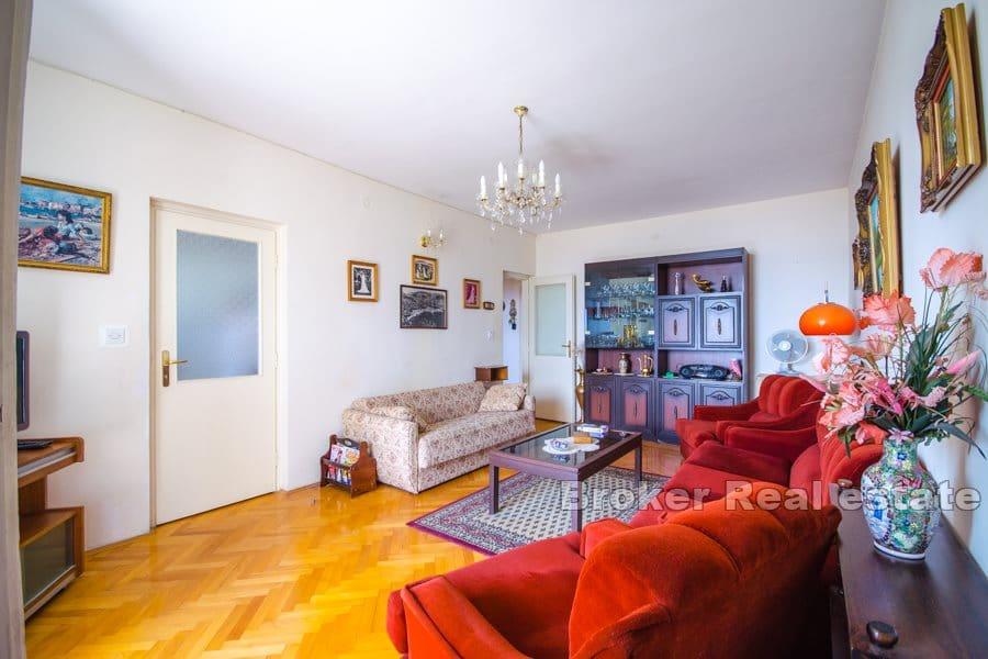 Blatine, apartment with open sea view