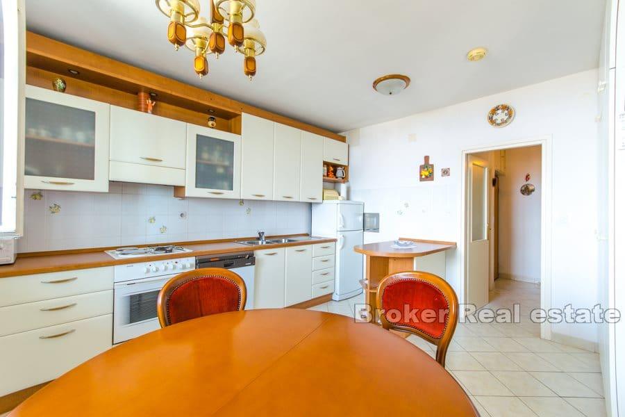 Blatine, apartment with open sea view
