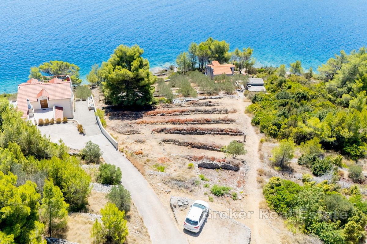 Terreno edificabile in prima fila al mare